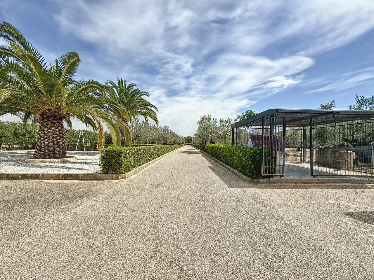 Villa Histórica en Venta en El Bosque, Chiva — foto 3