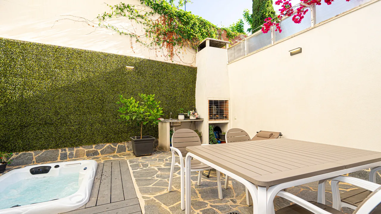 Casa Independiente en Venta en En Corts, Valencia — foto 3