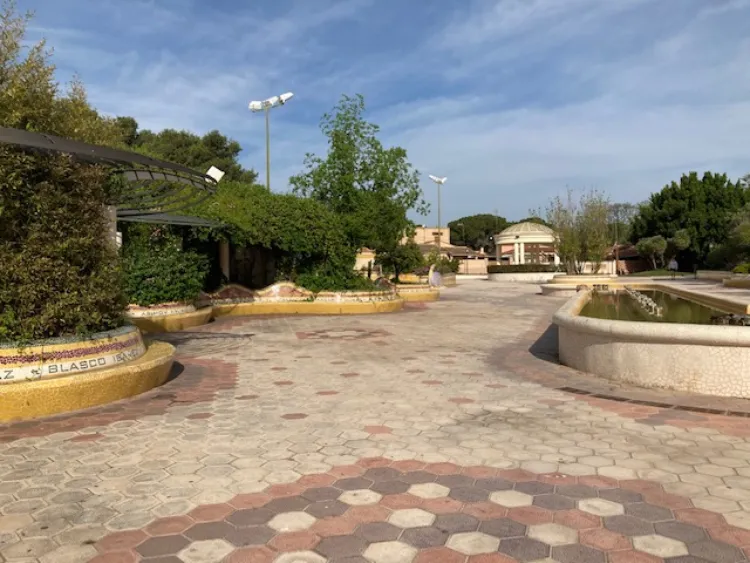 Parque pinada espai vicent tarazona leliana